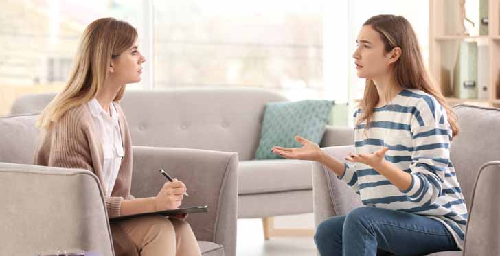 What is the Difference Between a Psychiatrist and a Counselling Psychologist
