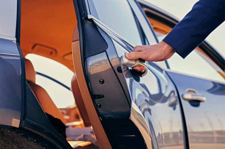 How to get a Broken key out of a Car Door