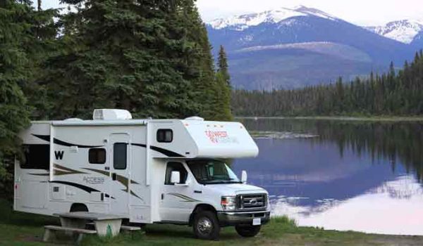 How to Fill a Fresh Water Tank on an RV